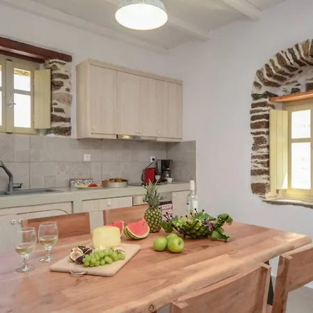 Holiday home Anthemion Naxos With Outdoor Jacuzzi